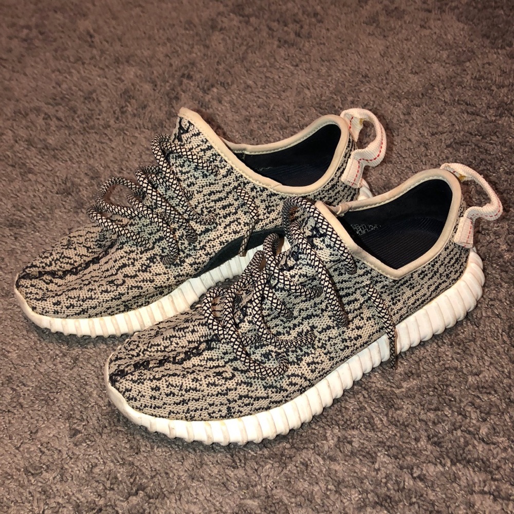 Yeezy V1 size 5 Men’s TURTLE DOVE w/ original box